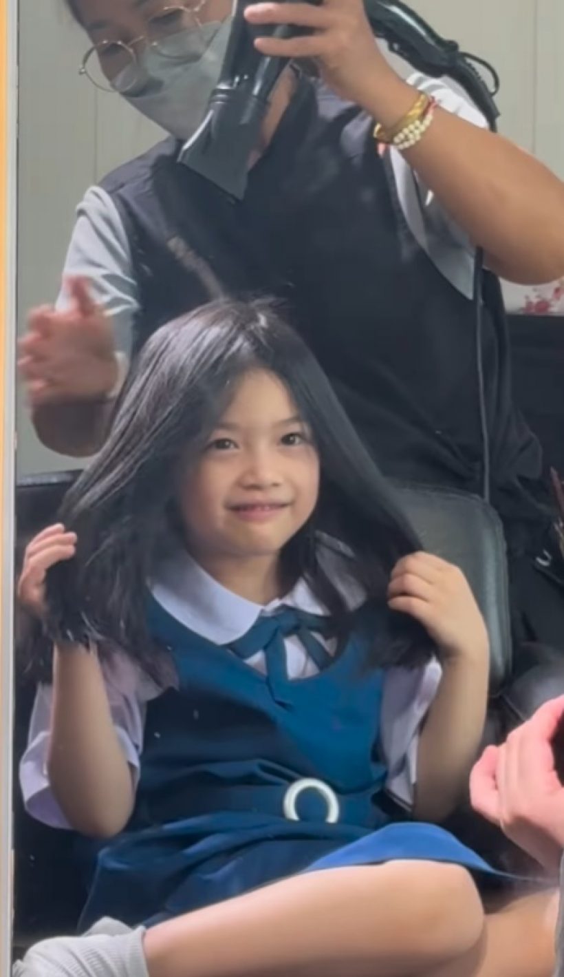 น้องวีจิ ป.1 แล้ว หน้าตาสะสวยออร่าแรง ฉายแววซุปตาร์แต่เด็ก