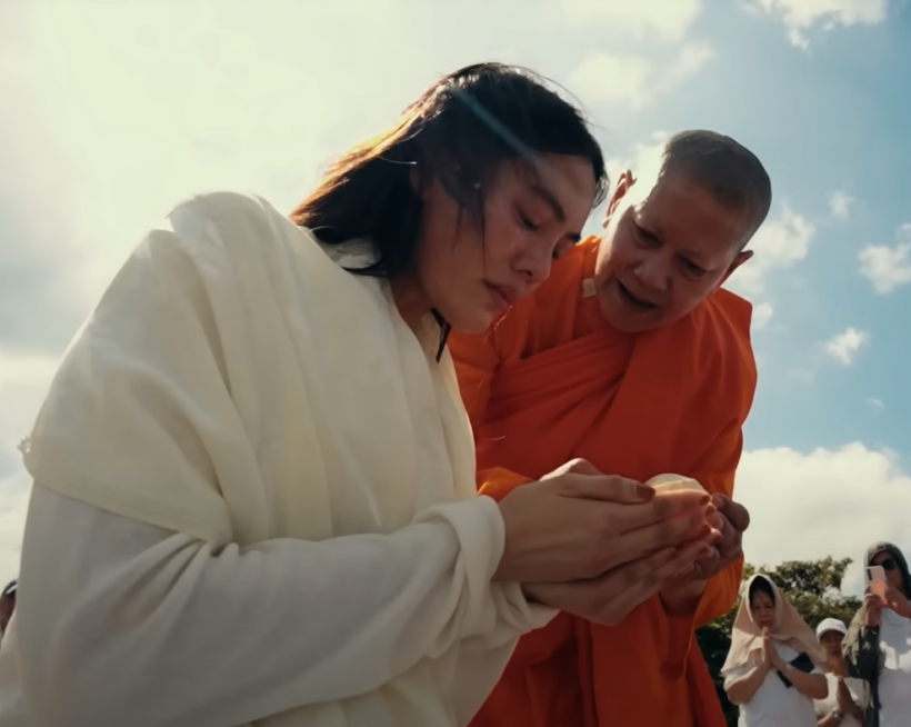 อนุโมทนาบุญ เจนี่ เข้าพิธีปลงผมบวชสามเณรีที่ศรีลังกา