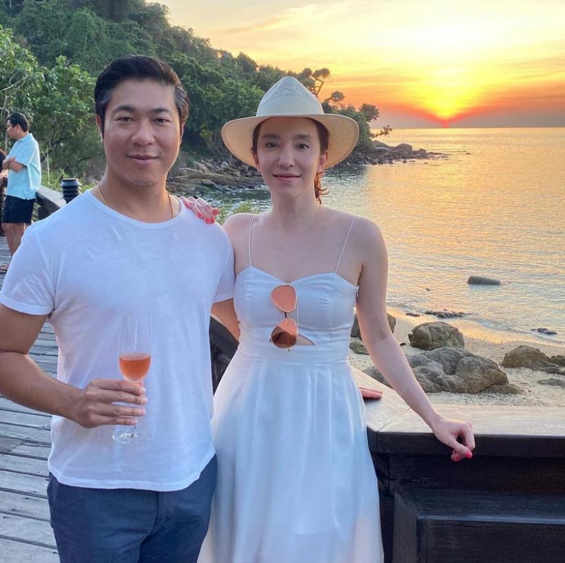 รักถึงทางตัน! ดาราสาว หย่าสามีหลังใช้ชีวิตคู่ยาวนาน 17 ปี