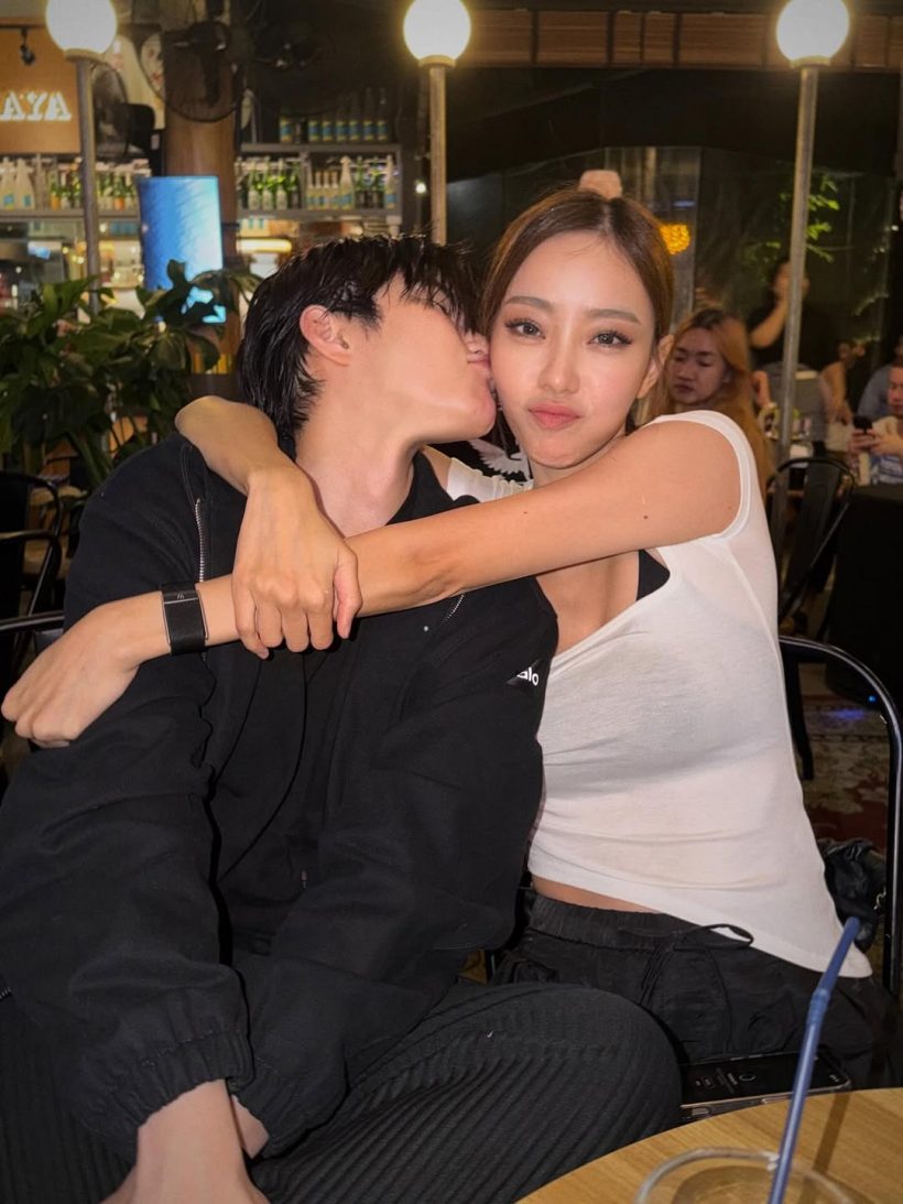 ดูชัดๆ คนข้างกายนิวเคลียร์คนนี้คือใคร หล่อน่ารักมาก