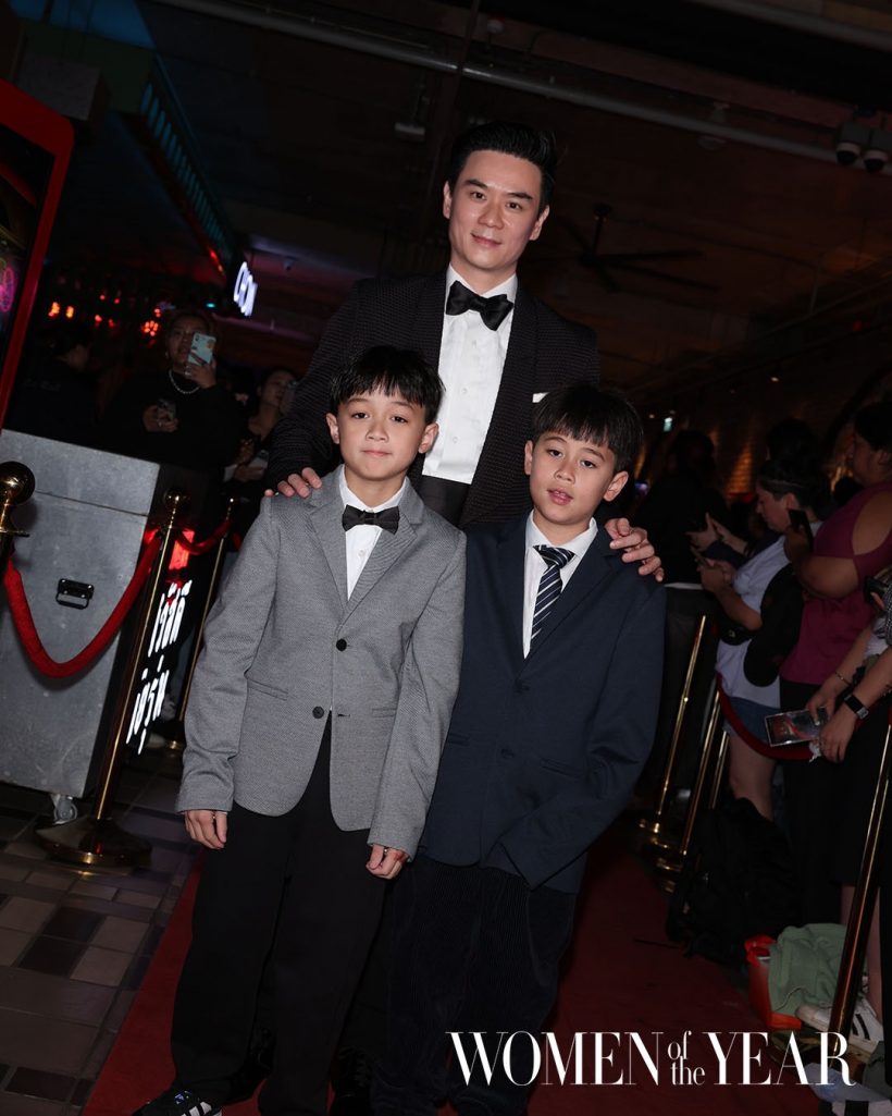 ส่องลุค ชมพู่ อารยา ใส่ขึ้นรับรางวัลล่าสุด ทำทั้งงานตะลึง