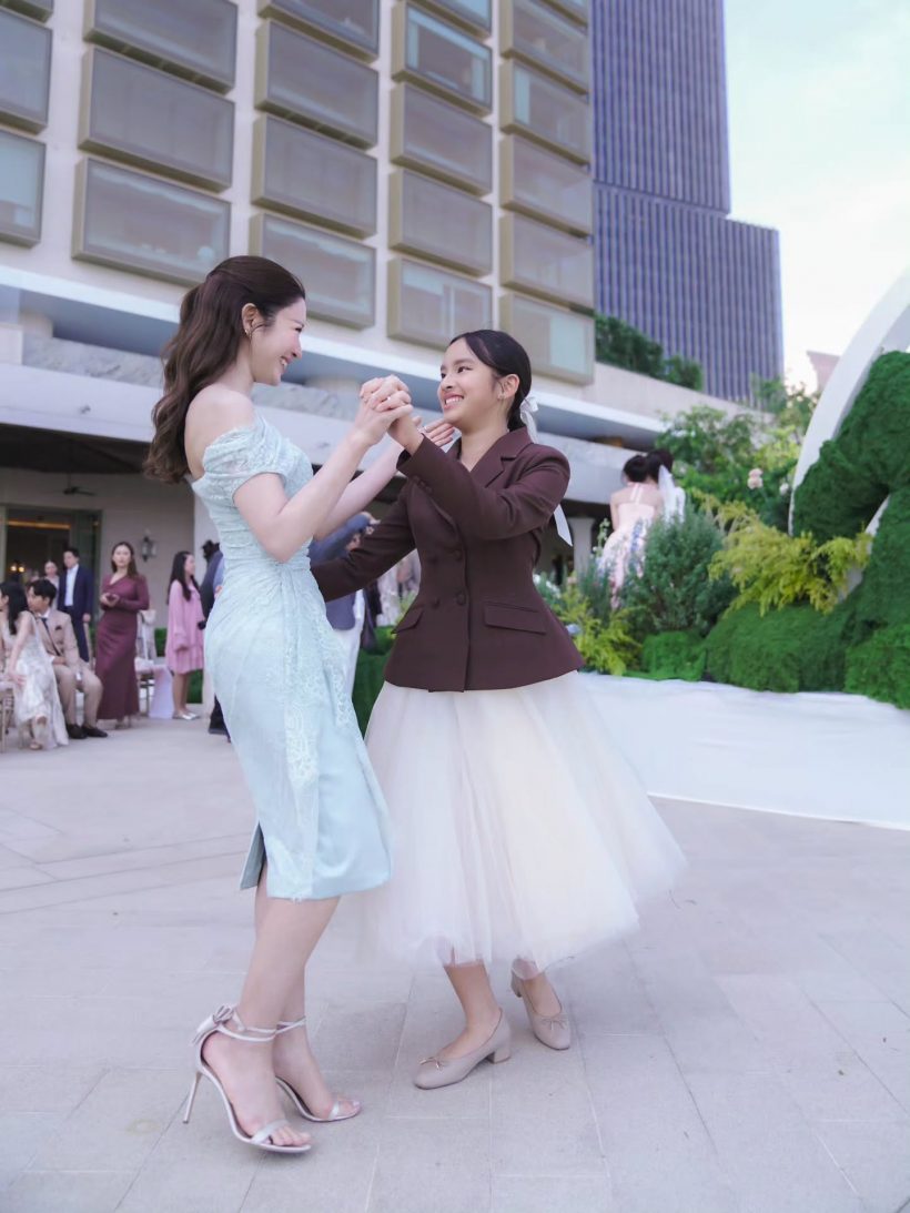 แอฟ ทักษอร สอนลูกดีมาก! เมื่อน้องปีใหม่บอก หนูไม่สวย