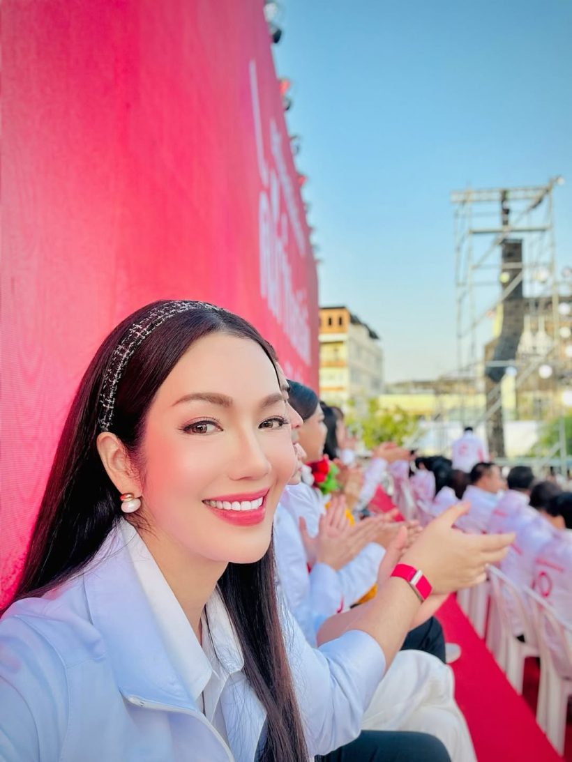 รูปคู่ อ๋อม สกาวใจ - บรู๊ค ดนุพร ทำชาวเน็ตเเห่คอมเมนต์