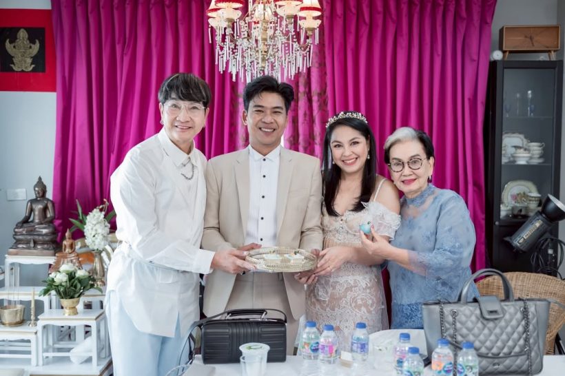 จอย ศิริลักษณ์ ควงสามีเปิดใจสาเหตุแต่งเงียบ ทั้งที่คบกันไม่กี่เดือน?