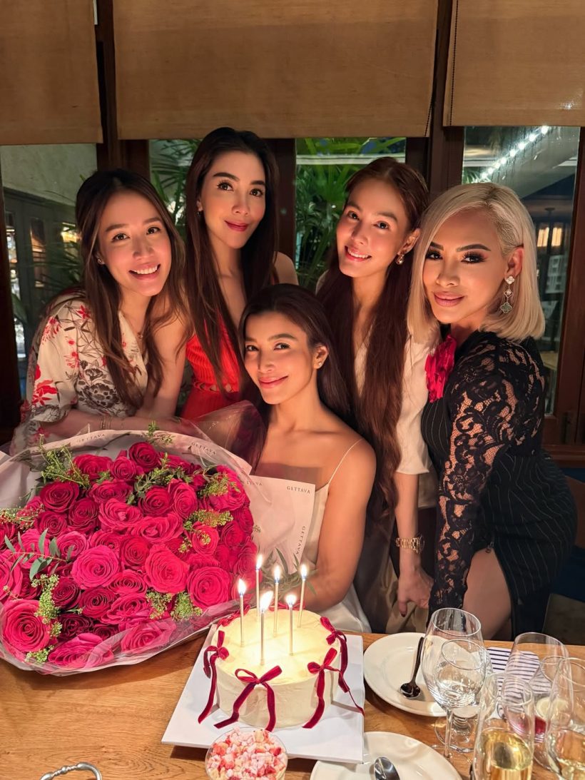 อุ๊ปส์! เอมมี่ มรกต ขอพรวันเกิดปีนี้ เจนี่ รีบบอกสาธุทันที