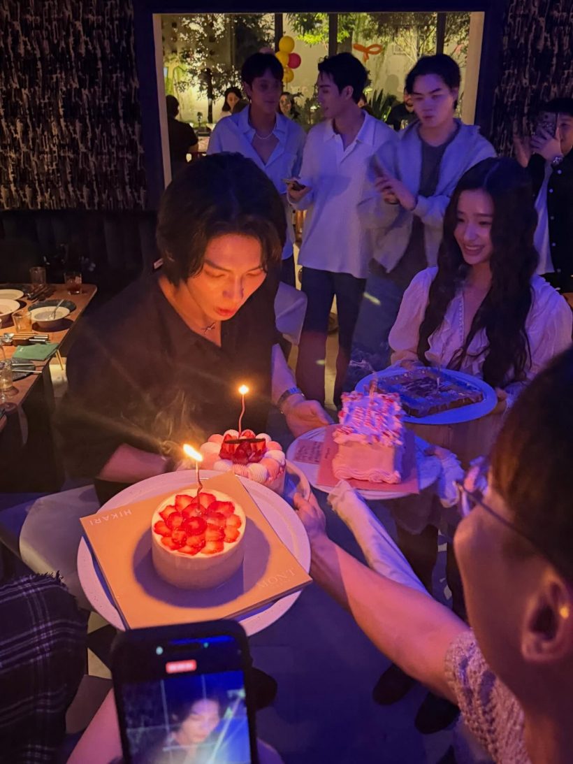 โซเชียลแตก! วินเมธวิน ยิ้มแก้มปริ นางเอกดัง หอบเค้กเบิร์ดเดย์ถึงที่