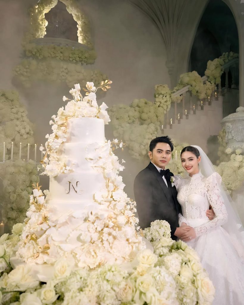 เเห่ขุด! ภาพงานเเต่ง นนนี่-เเอ็คมี่ ปีนั้นถูกพูดถึงอย่างมาก