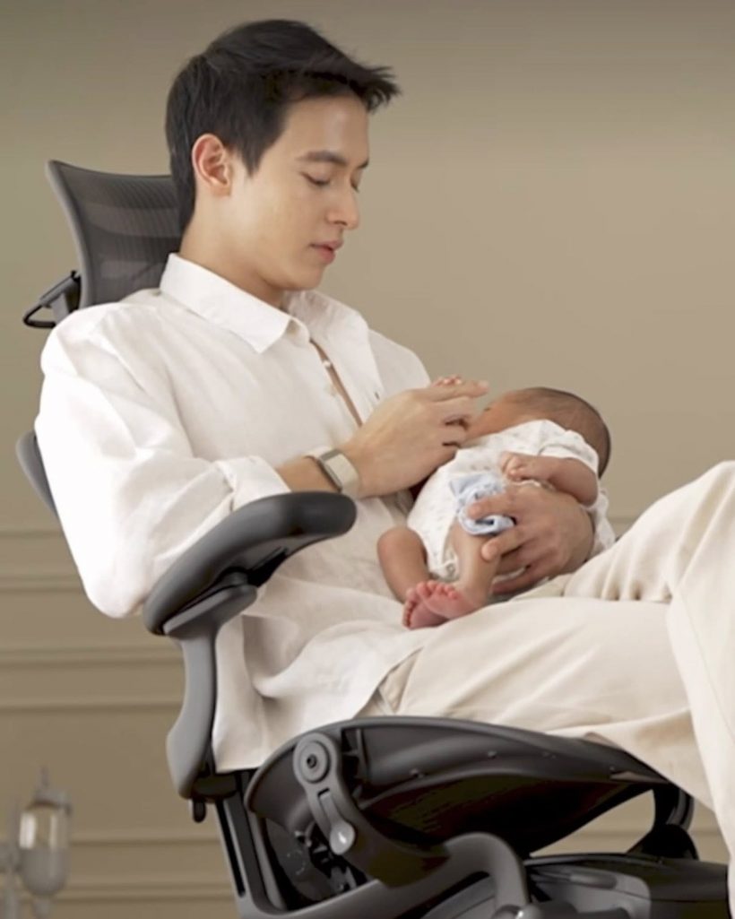 เอ็นดู! น้องพบรัก อ้อนเข้าเต้าพ่อเจมส์ แม่โฟมมีตกกระป๋อง?