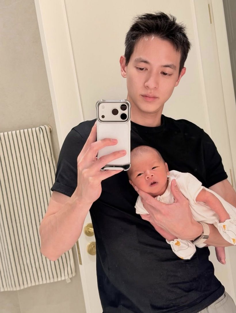 เอ็นดู! น้องพบรัก อ้อนเข้าเต้าพ่อเจมส์ แม่โฟมมีตกกระป๋อง?