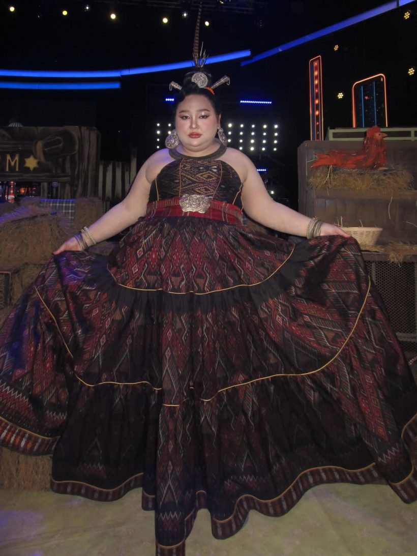 เอแคลร์เปิดนาทีเข่าทรุด พร้อมอีกมุมของจ๊ะ ที่หลายคนไม่รู้