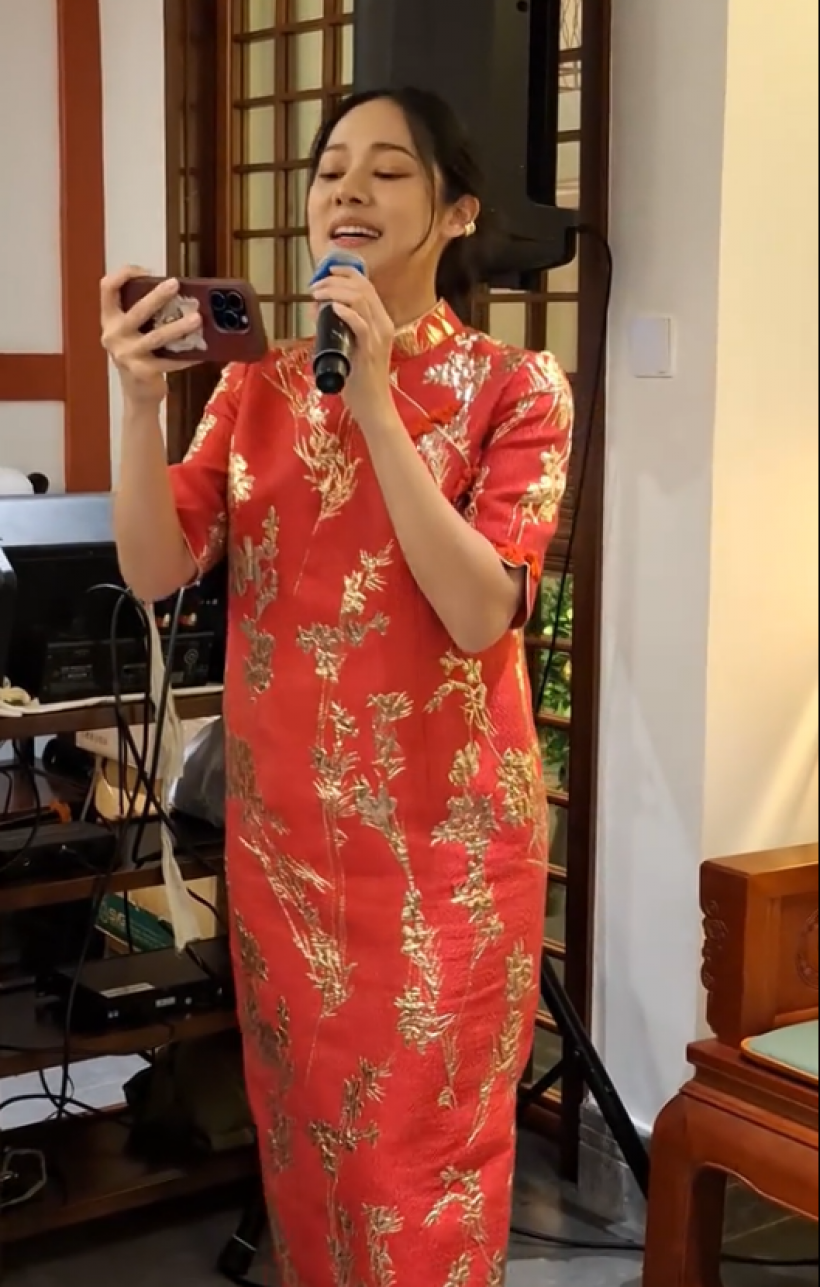 นางเอกดัง ถูกจับผิดซุ่มท้อง หลังคบดารารุ่นพี่อายุห่าง