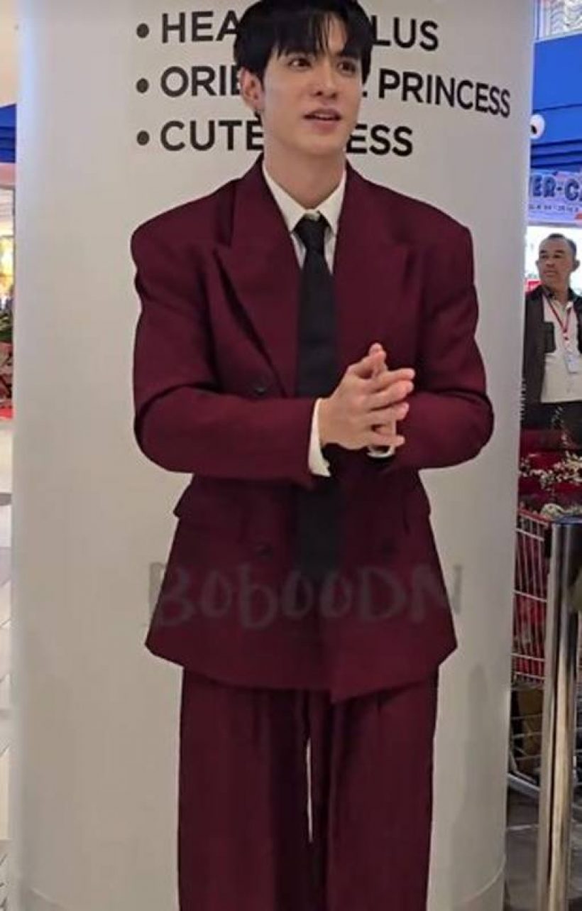 ฟิล์ม ธนภัทร เปิดใจ! โดนจู่โจมหอมแก้มกลางงาน