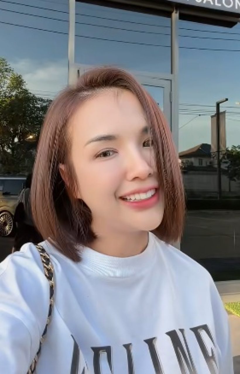 ดาราสาวดัง ตัดผมสั้นจริง!! แต่หลายคนบอก ผมยาวดีกว่า