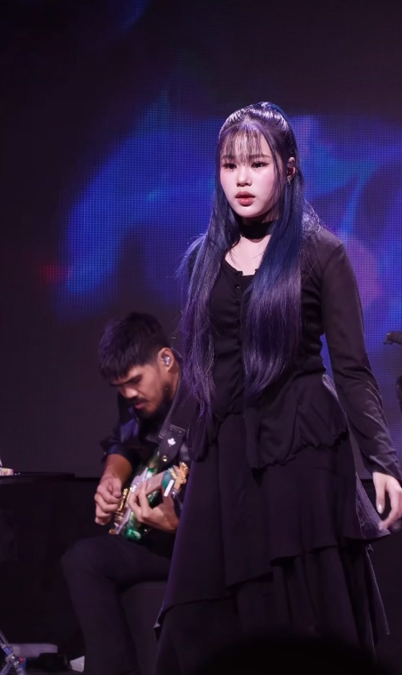 ทายาทดาราดัง ปลดล็อกความกลัว โชว์ร้องเพลงไทยครั้งแรก