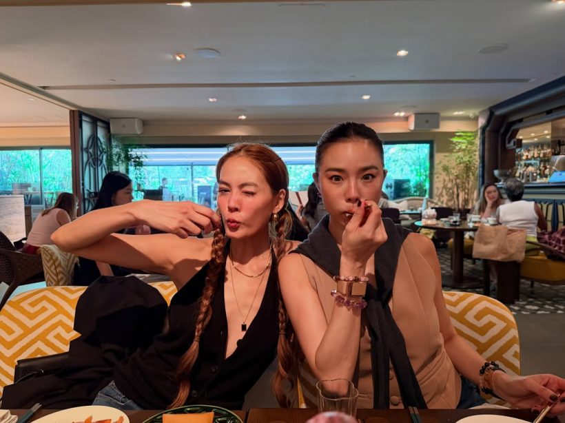 ฮือฮาทริปล่าสุด แก๊งนางฟ้า มีนางเอกที่เพิ่งคืนดีเจนี่ด้วย