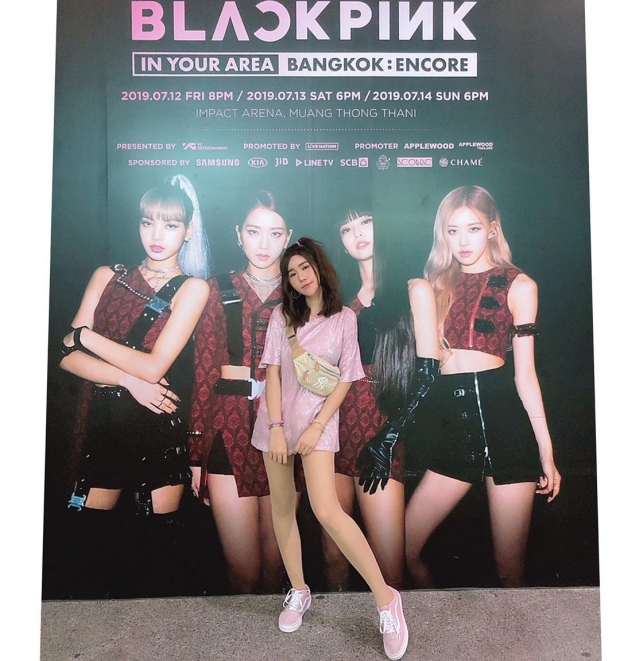 เปลี่ยนโหมดแปป!! ปู แบล็กเฮด ประกาศตัวเป็นบลิงค์ ยืนดูคอนเสิร์ต BlackPink นานกว่า 3 ชม.