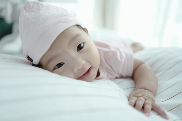 เจนี่ พา น้องโนล่า ไปว่ายน้ำ แฮปปี้สุดๆ ทำแฟนคลับใจละลายเพียบ(คลิป)