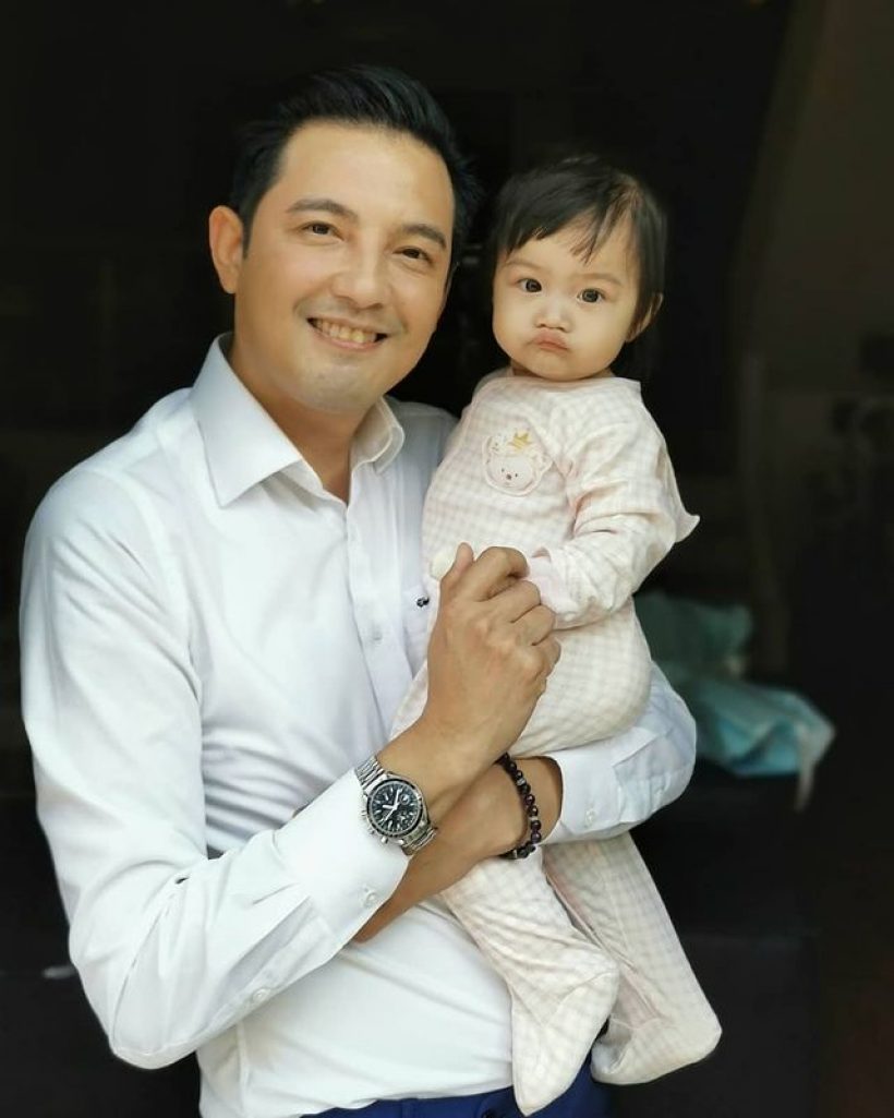 เปิดชีวิตพระเอกดังกลายเป็นทั้งพ่อทั้งแม่ให้ลูก หลังหย่าอดีตเมีย