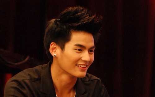 "ฮั่น เดอะสตาร์" 