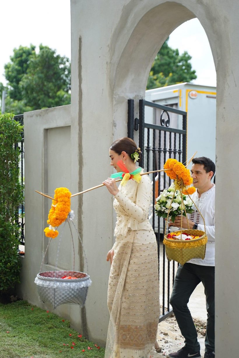  แซ่ซ้องสนั่นวงการ! หมาก-คิม เข้าพิธีหมั้นแบบทางเหนือเริ่มต้นชีวิตคู่