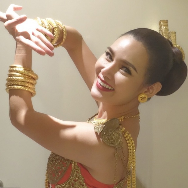 ญาญ่า หญิง