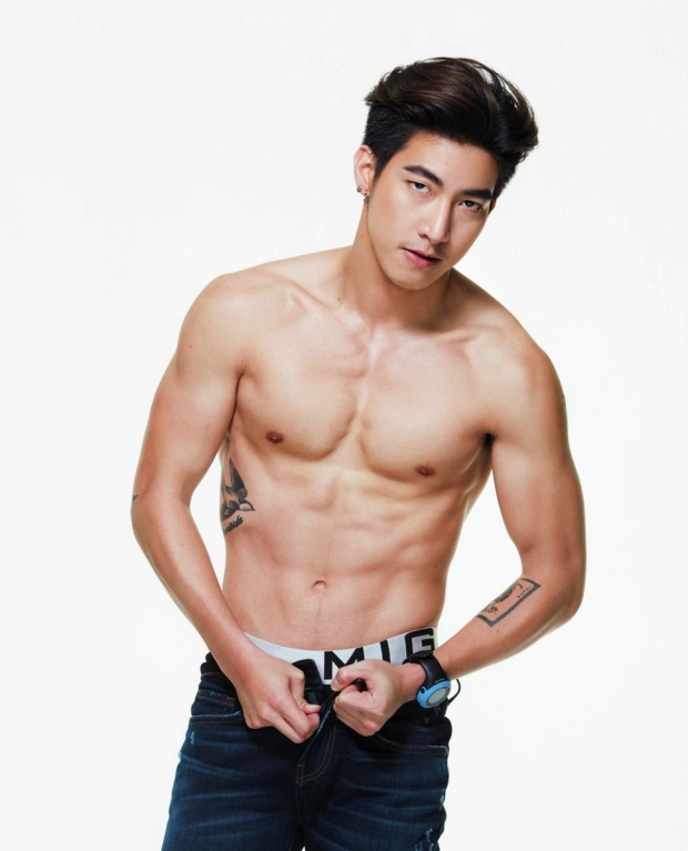 พีคสุดๆ! หุ่น โตโน่ กล้ามเป็นลอนๆ น่าซบมาก!!!