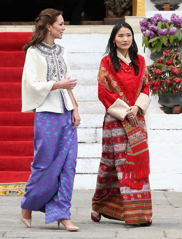 สมเด็จพระราชินี แห่ง ภูฎาน กับ ฉลองพระองค์เรียบง่ายแต่งดงาม