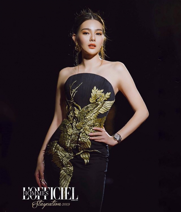 พาส่องแฟชั่น! “ดิว อริสรา” ในงานรวมดาว  “LofficielHommesThailand”