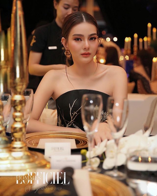 พาส่องแฟชั่น! “ดิว อริสรา” ในงานรวมดาว  “LofficielHommesThailand”