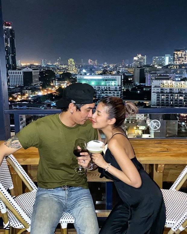 “ใบเตย อาร์สยาม” ขอใช้วันหยุดดินเนอร์หรู “ดีเจแมน” ชาวเน็ตเชียร์! “อยากให้ปั๊มน้องเร็วๆ”