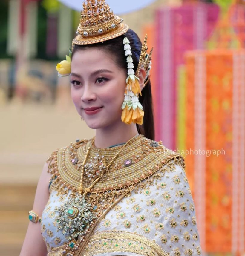 สวยสะกด!ใบเฟิร์น แปลงโฉมเป็นนางสงกรานต์ นางกิริณีเทวี