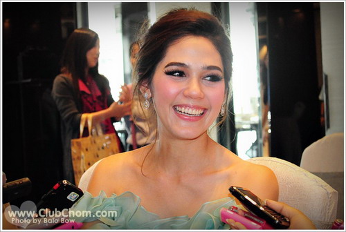 Pic : ชมพู่ อารยา สวยเวอร์@เปิดตัวพรีเซ็นเตอร์