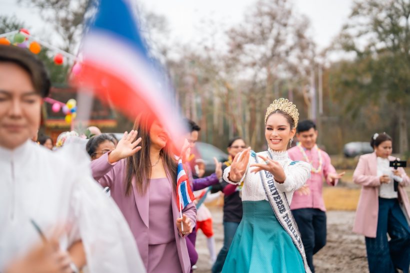 ยลโฉมความสวยแอนนาทำบุญที่วัดไทยในอเมริกา ก่อนเข้าเก็บตัว Miss Universe
