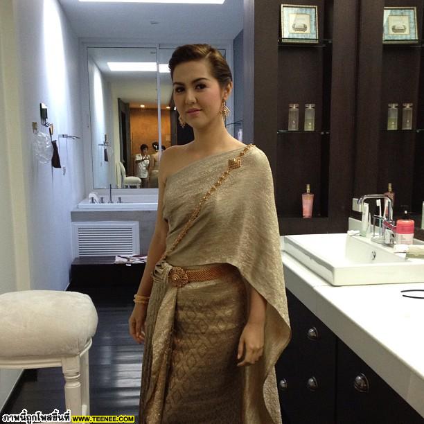 ภาพสดๆร้อนๆบรรยากาศงานหมั้นผู้จัดคนสวย คุณจ๋า ยศสินี-คุณเปิ้ล