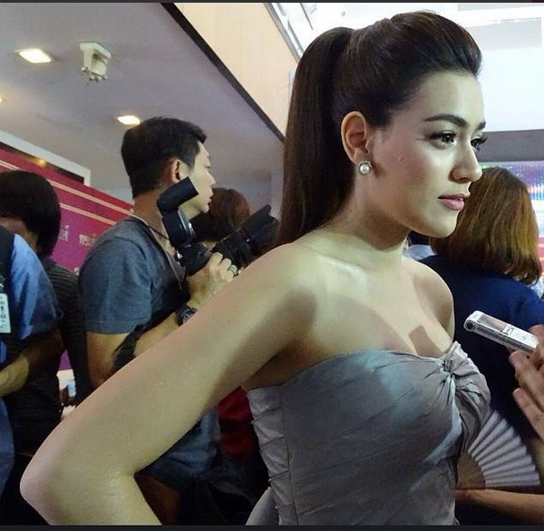 เก็บตกภาพซุปตาร์ในงานแถลงข่าว