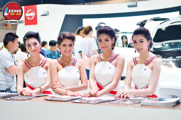 4 สาว เซ็กซี่ จาก Nissan