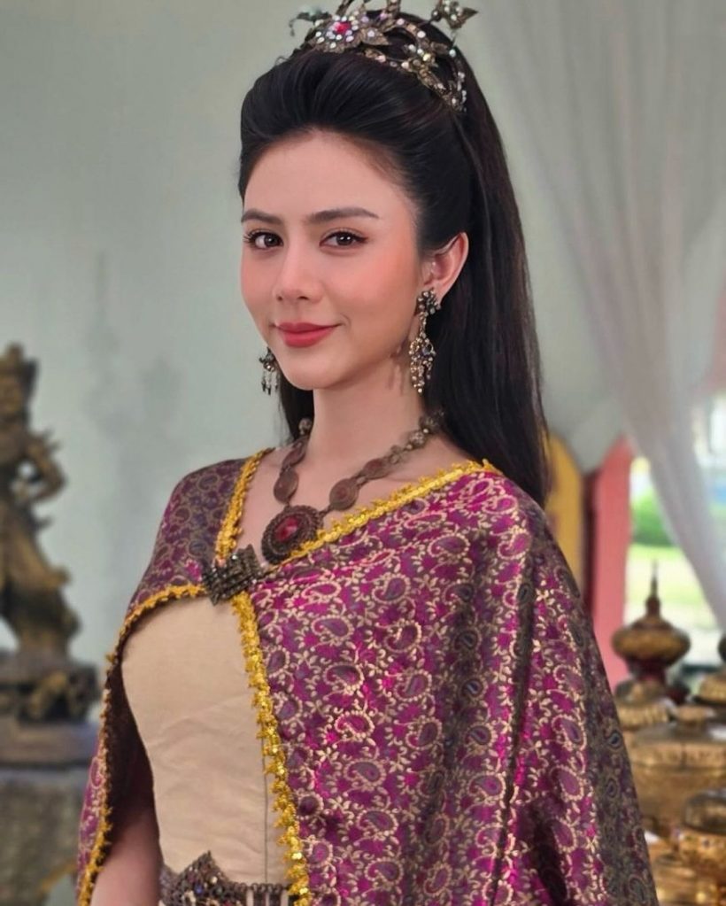 สวยไม่สร่าง ดาราสาวคัมแบ็คใส่ชุดไทย ลงละครพื้นบ้านในรอบ 6 ปี