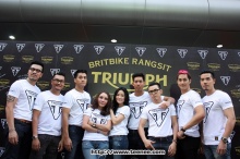 pic:: เวียร์นำทีม หนุ่มหล่อสุดล่ำ เปิดตัวธุจกิจมอร์เตอร์ไซต์