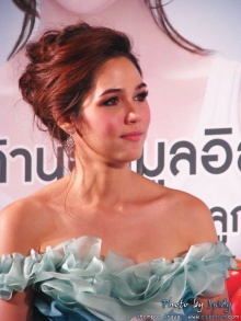 Pic : ชมพู่ อารยา สวยเวอร์@เปิดตัวพรีเซ็นเตอร์