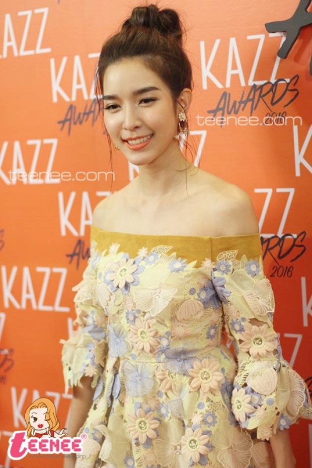 รวมแฟชั่นนางเอก ร่วมเฉิดฉายในงาน Kazz Awards 2016