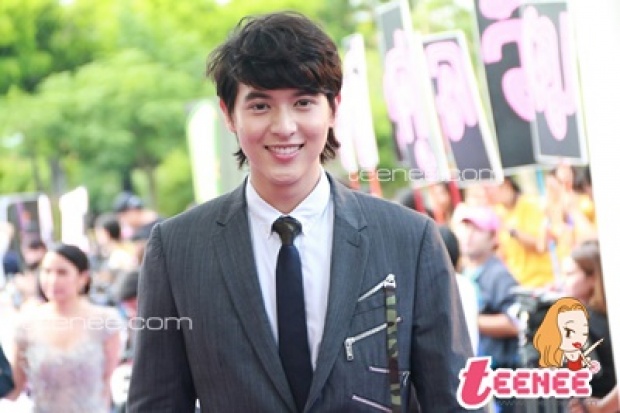 ช็อตสยบติ่ง!!เจมส์ จิ สาดความหล่อยิ้มทีใจละลาย