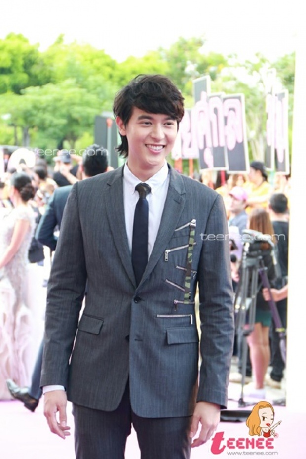 ช็อตสยบติ่ง!!เจมส์ จิ สาดความหล่อยิ้มทีใจละลาย