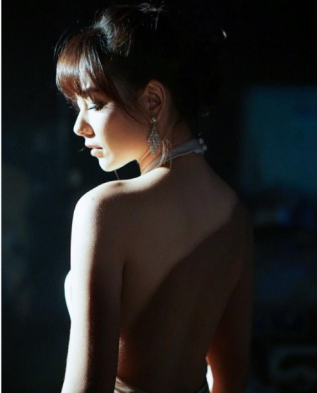15 ภาพ ซี๊ดแทบขาดใจ จาก แซมมี่ ผู้หญิงเซ็กซี่ที่สุดของไทย