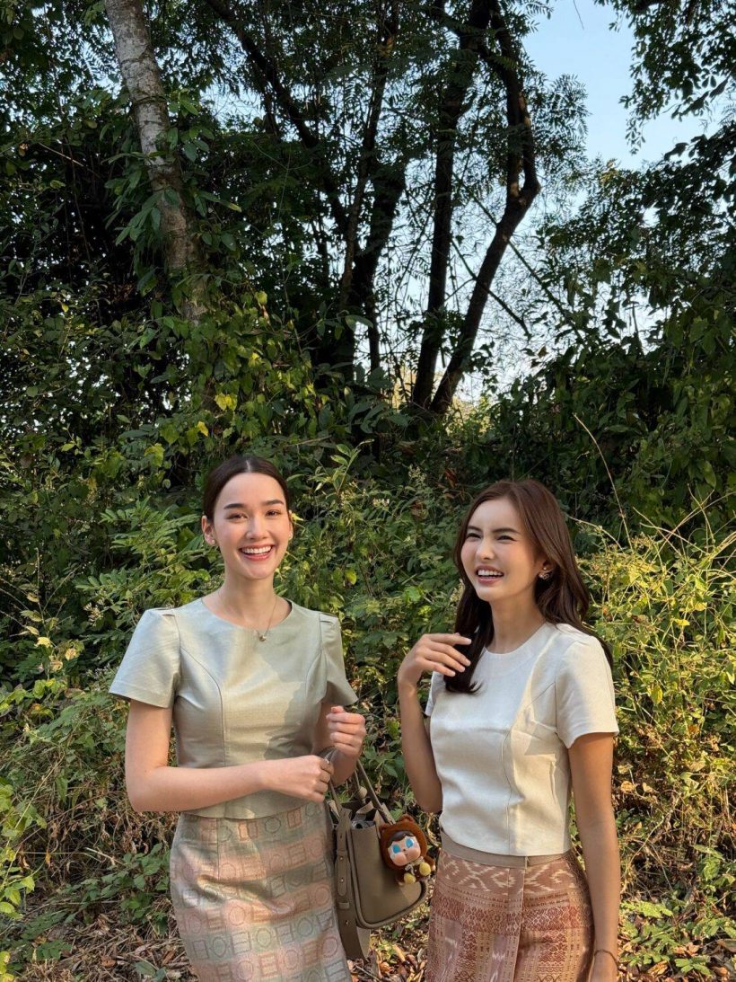 ส่อง เดียร์น่าฟลีโปควงจั๊กจั่นอคัมย์สิริ นุ่งชุดไทยทำบุญสวยจึ้งสะกด!