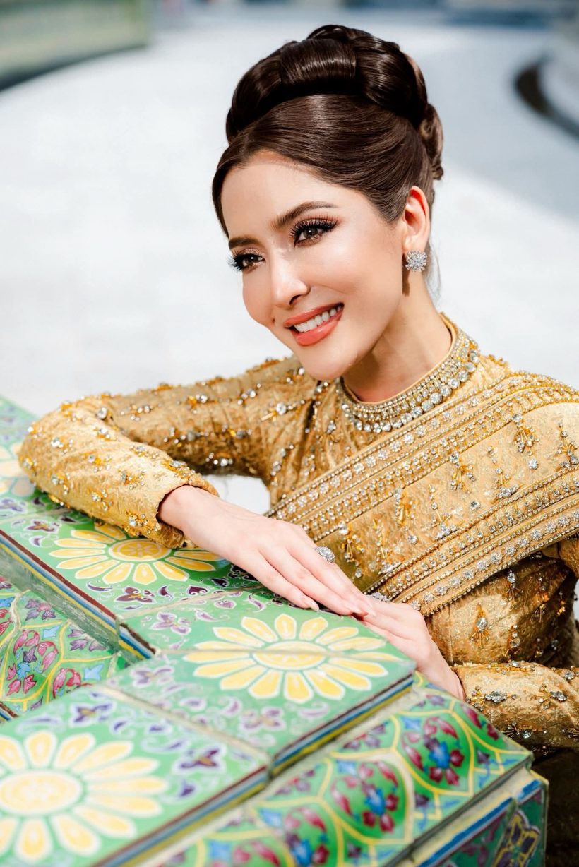พิ้งกี้ สาวิกา นุ่ง ชุดไทยจักรี งามสง่าดุจนางในวรรณคดี!