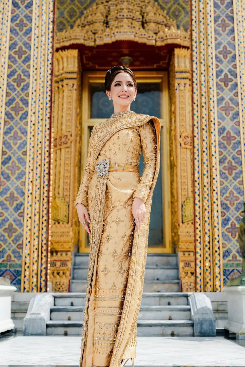 พิ้งกี้ สาวิกา นุ่ง ชุดไทยจักรี งามสง่าดุจนางในวรรณคดี!