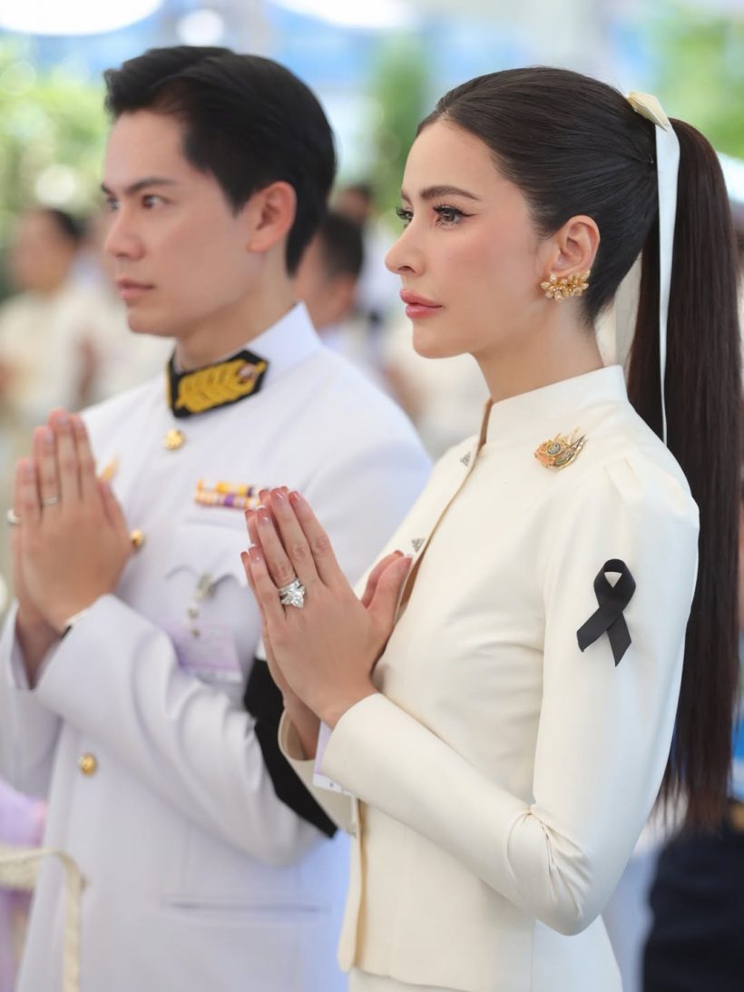 ศรีริต้า เบ้าหน้าฟ้าประทาน รวบผมตึงยังสวยยันกะโหลก
