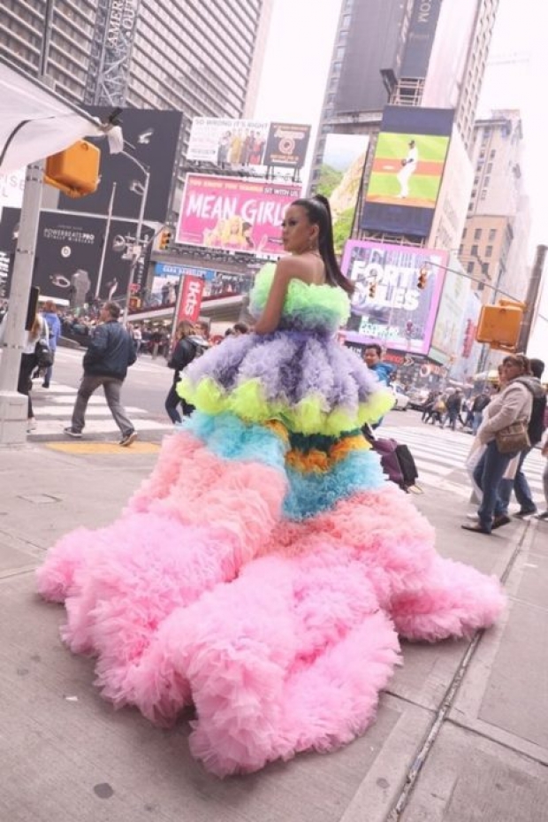 ป่าน ณิชาภัทร คนไทยคนแรกและคนเดียว ยืนหนึ่งพรมแดง Met Gala 2019