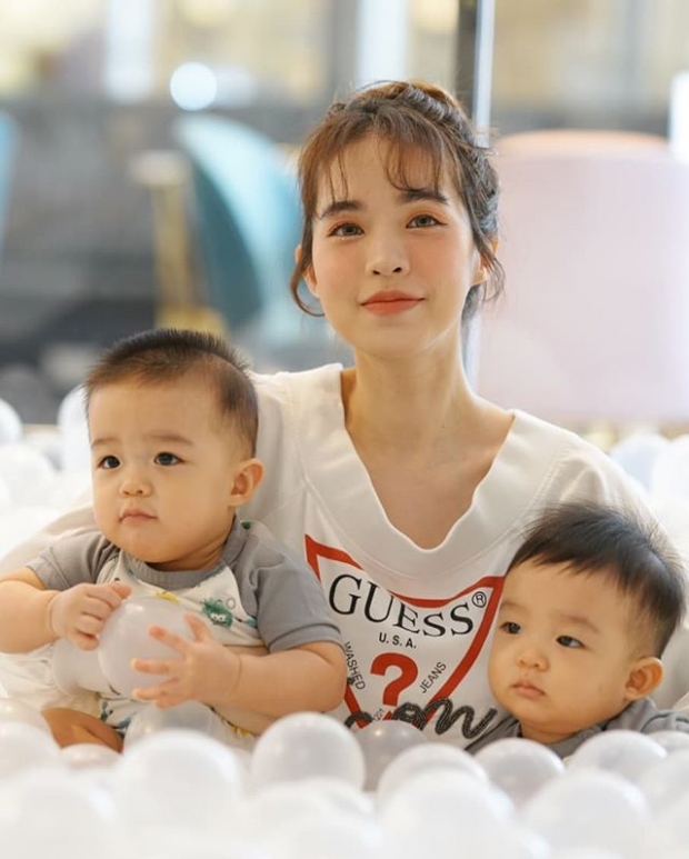 “บัว สโรชา” เผยความในใจ! หลังลูกชาย “น้องวายุ - น้องวาตะ” อายุครบ 1 ขวบเต็ม