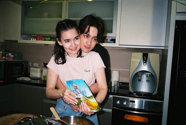 เปิดภาพคุณแม่ของ ไอซ์ พาริส ตอนสาวสวยมาก มองเผินๆ นึกว่า แอน อลิชา